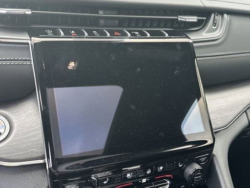 New 2025 Jeep Grand Cherokee L Overland image 25