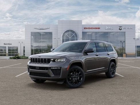 New 2026 Jeep Grand Cherokee L Limited AWD/4WD image 1