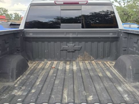 Used 2022 Chevrolet Silverado 1500 LTZ AWD/4WD image 12