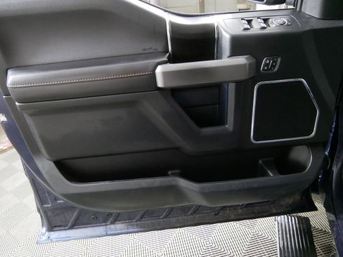 Used 2019 Ford F150 Platinum w/ Technology Package image 11