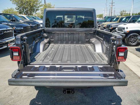 New 2026 Jeep Gladiator Mojave AWD/4WD image 25