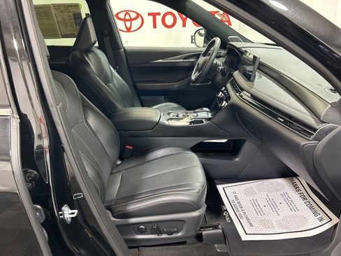 Used 2025 INFINITI QX60 Luxe w/ Black Edition AWD/4WD image 12