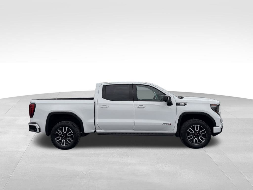 Used 2025 GMC Sierra 1500 AT4 w/ Technology Package AWD/4WD image 26