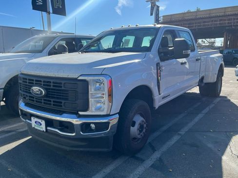 Used 2025 Ford F350 XL image 3