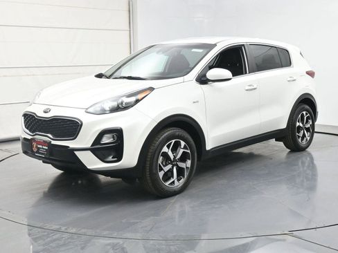 Used 2022 Kia Sportage LX AWD/4WD image 1