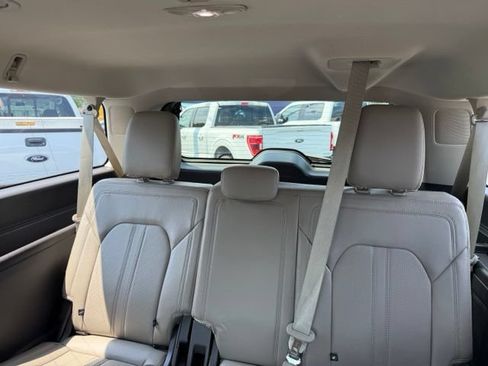 Used 2021 Ford Expedition Max Limited AWD/4WD image 40