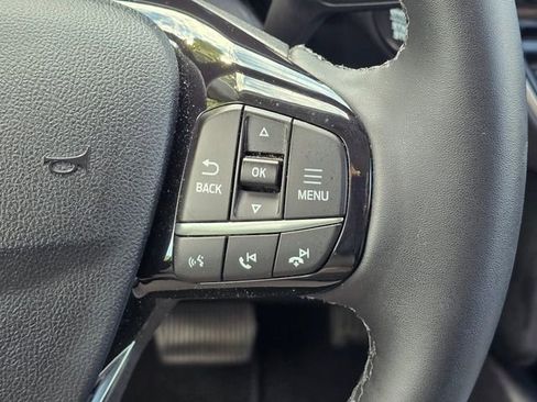 Used 2022 Ford Escape SE w/ SE Sport Appearance Package image 38