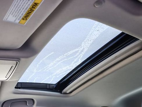 Used 2024 Honda Accord Touring image 28