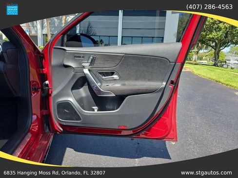 Used 2021 Mercedes-Benz A 35 AMG 4MATIC image 24