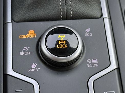 Used 2023 Kia Sorento S w/ Panoramic Sunroof Package image 36