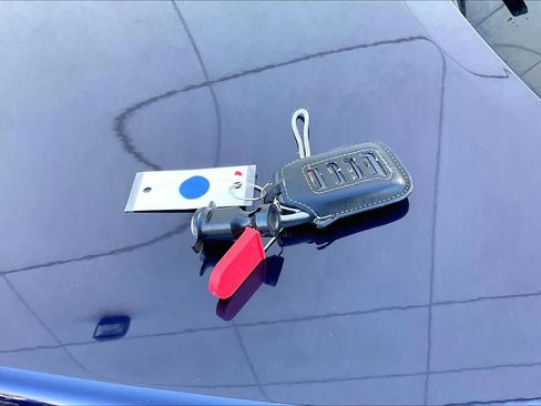 Used 2017 Lexus RX 450h AWD image 13