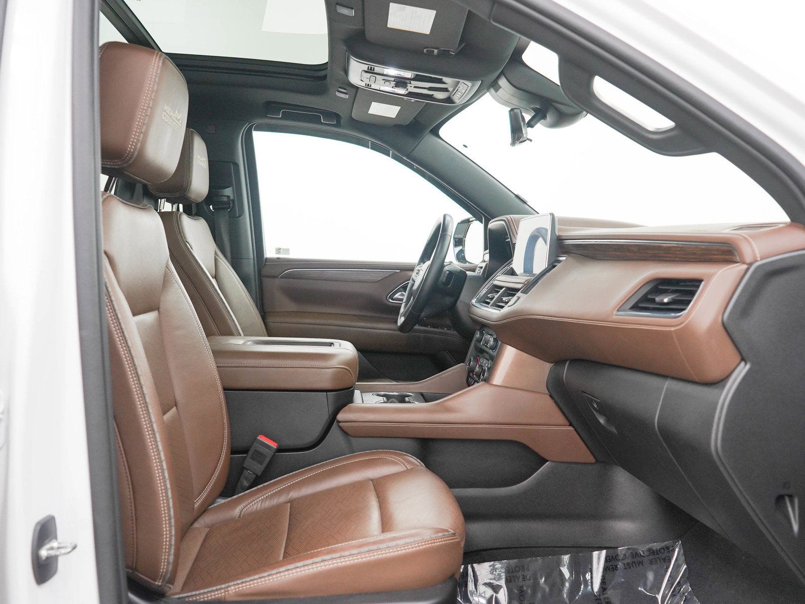 Used 2023 Chevrolet Tahoe High Country AWD/4WD image 13