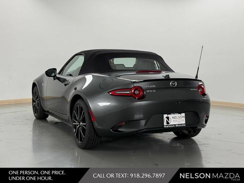 New 2026 MAZDA MX-5 Miata Grand Touring RWD image 9