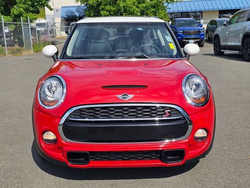 Used 2017 MINI Cooper S FWD image 2