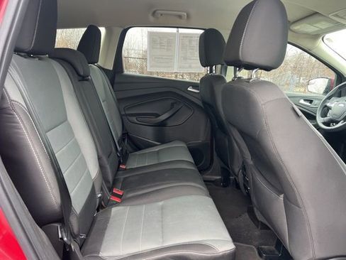 Used 2016 Ford Escape SE w/ Equipment Group 201A image 12