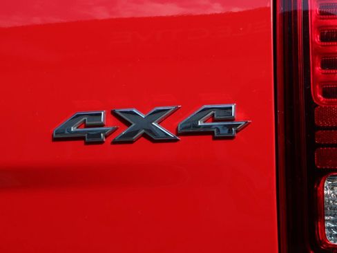 Used 2018 RAM 1500 Sport w/ Sport Premium Group AWD/4WD image 13