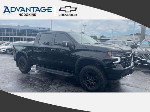 Used 2025 Chevrolet Silverado 1500 ZR2 w/ Technology Package AWD/4WD image 1