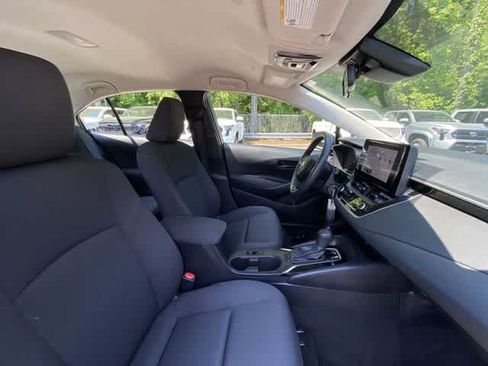 Used 2024 Toyota Corolla LE FWD image 23