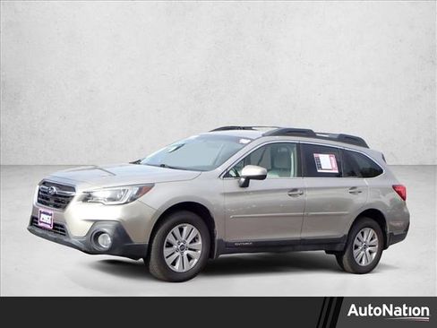 Used 2018 Subaru Outback 2.5i Premium image 1