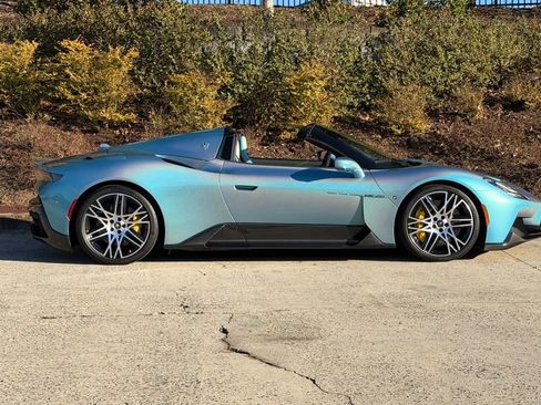 Used 2024 Maserati MC20 Cielo image 2