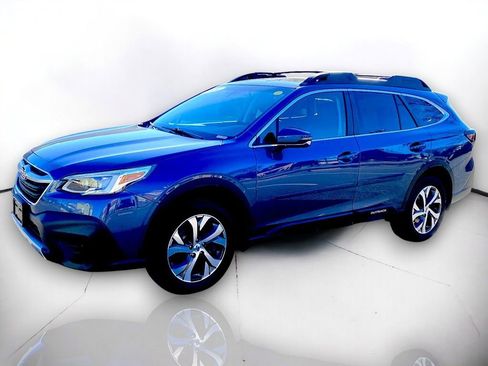 Used 2020 Subaru Outback Limited image 2