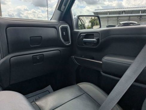 Used 2021 Chevrolet Silverado 1500 LTZ AWD/4WD image 17