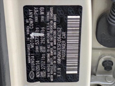 Used 2015 Hyundai Genesis 3.8 w/ Option Group 04 RWD image 15