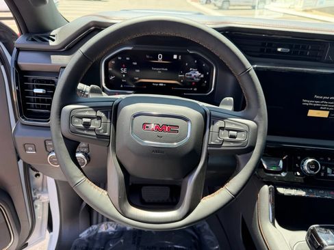 New 2026 GMC Sierra 1500 AT4 w/ Technology Package AWD/4WD image 27