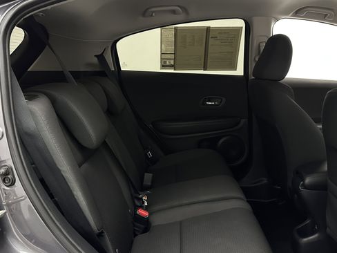 Used 2019 Honda HR-V LX image 29