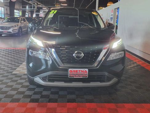 Used 2021 Nissan Rogue SV AWD/4WD image 3