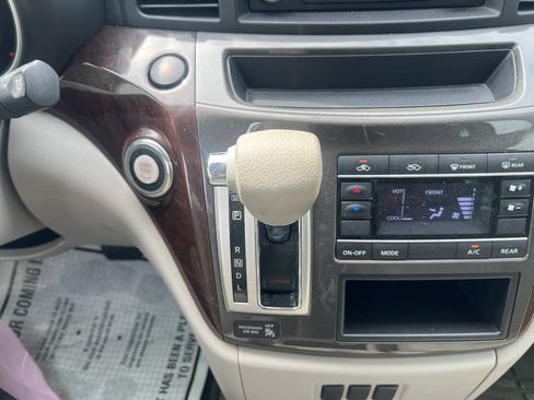 Used 2015 Nissan Quest S FWD image 16