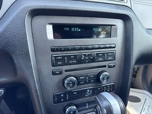 Used 2014 Ford Mustang Convertible RWD image 17