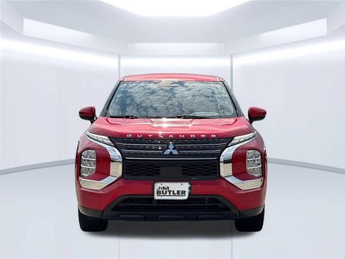 Used 2022 Mitsubishi Outlander ES AWD/4WD image 9
