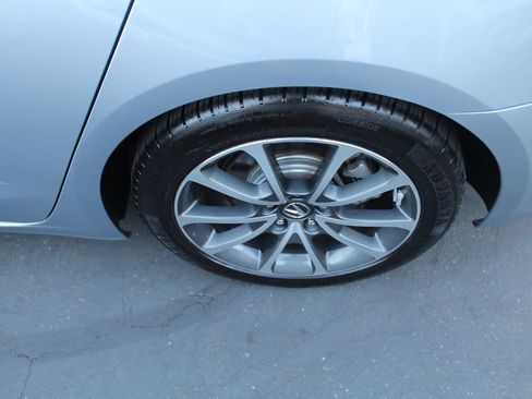 Used 2015 Acura TLX w/ Technology Package FWD image 14