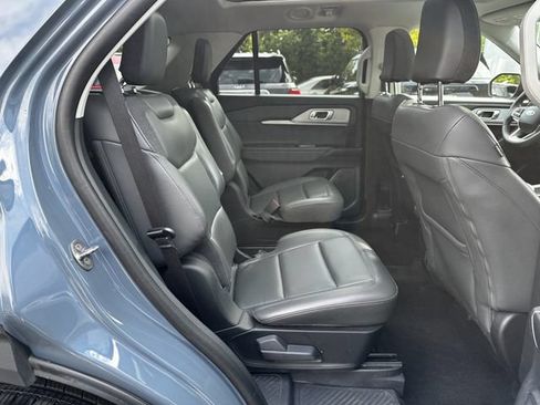 Certified 2025 Ford Explorer Active w/ Active Comfort Package AWD/4WD image 38