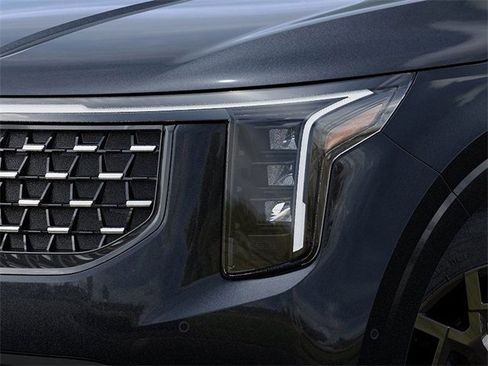 New 2025 Kia Carnival SX image 10