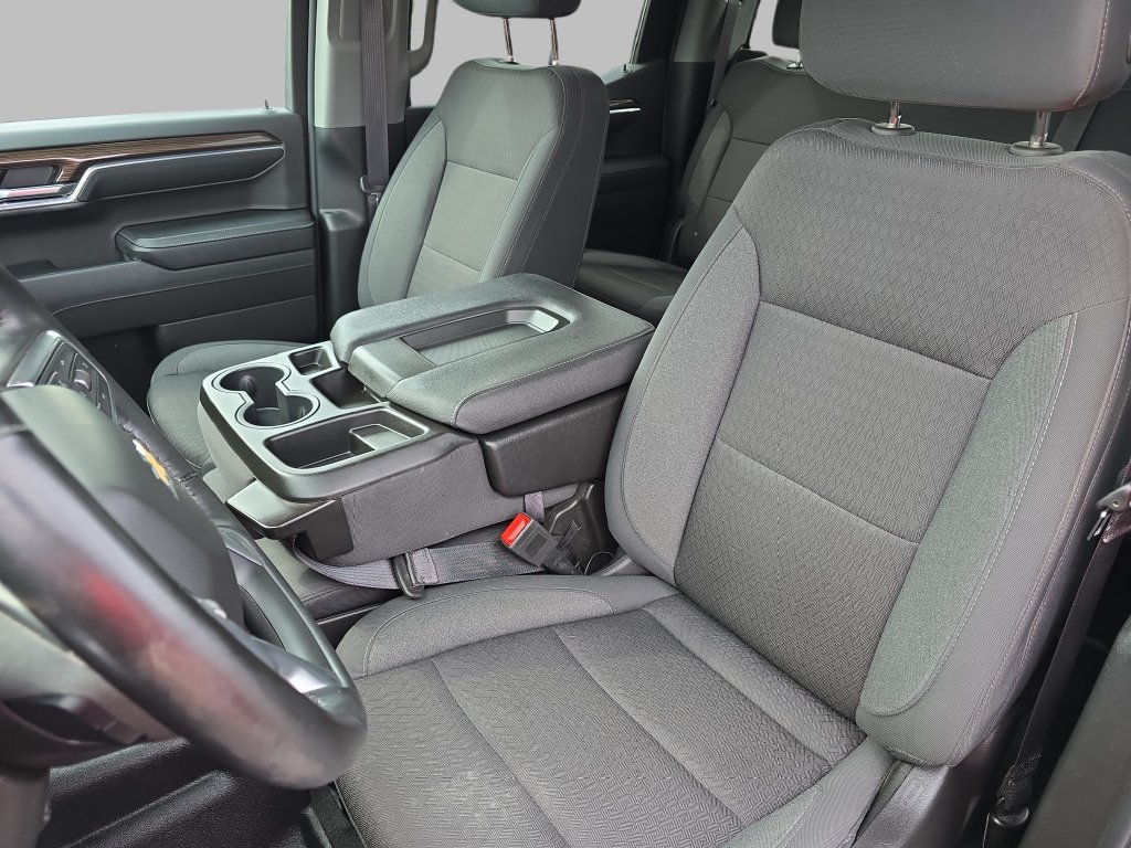Used 2024 Chevrolet Silverado 1500 LT w/ Protection Package AWD/4WD image 17