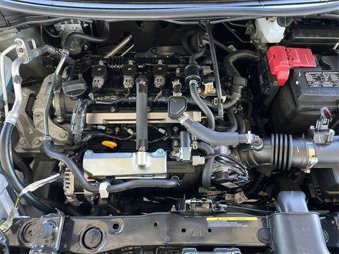 New 2025 Nissan Versa SR w/ Trunk Package image 24