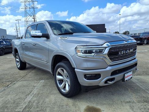 Used 2019 RAM 1500 Limited image 2