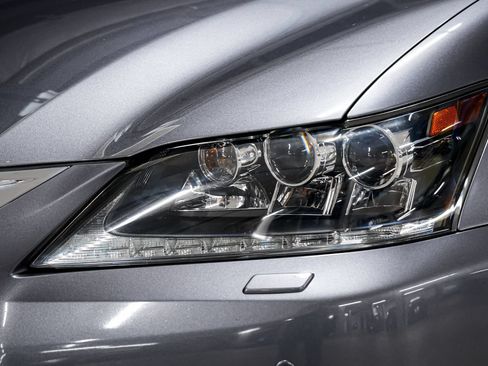 Used 2013 Lexus GS 450h w/ Luxury Pkg RWD image 46
