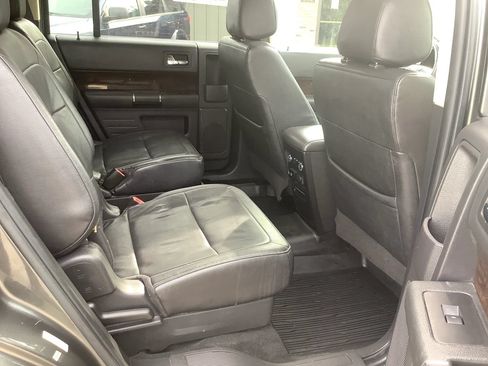 Used 2018 Ford Flex Limited w/ Equipment Group 303A AWD/4WD image 15