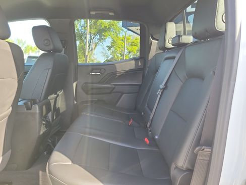 Used 2025 GMC Canyon Elevation w/ Convenience Package AWD/4WD image 14