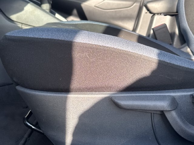 Used 2025 Nissan Versa SV FWD image 14