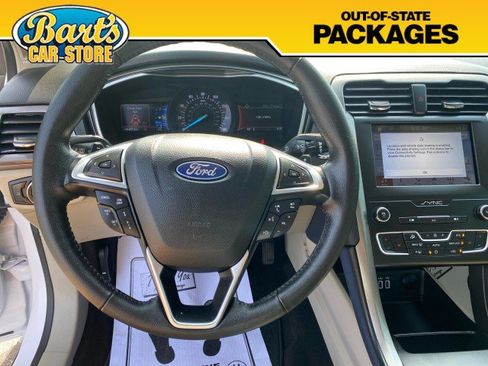 Used 2019 Ford Fusion SEL FWD image 28