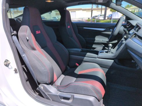 Used 2020 Honda Civic Si image 31