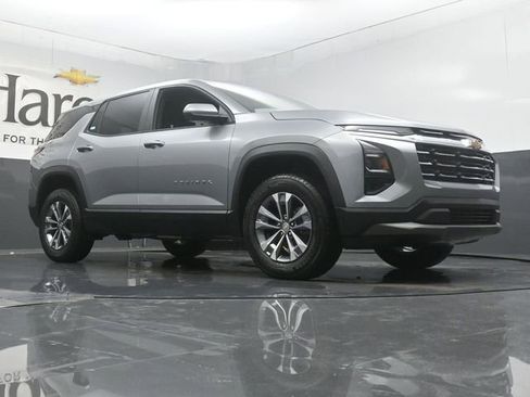 New 2026 Chevrolet Equinox LT w/ Safety and Technology Package FWD image 2