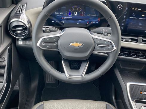 New 2026 Chevrolet Equinox LT w/ Convenience Package II image 7