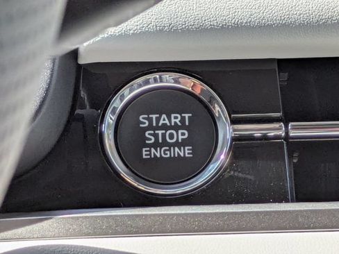 New 2026 Mitsubishi Outlander SE FWD image 32