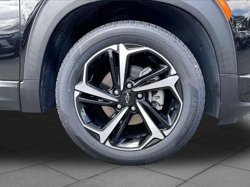Used 2021 Chevrolet TrailBlazer RS w/ Technology Package FWD image 10