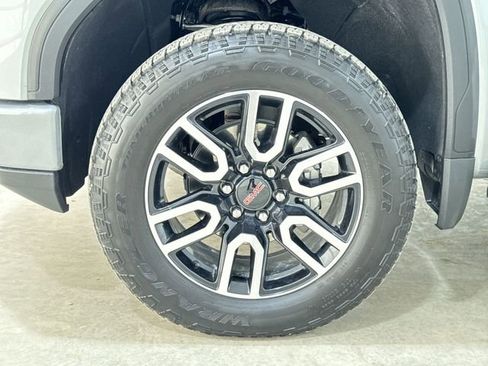 Used 2026 GMC Sierra 1500 AT4 w/ AT4 Premium Package image 34